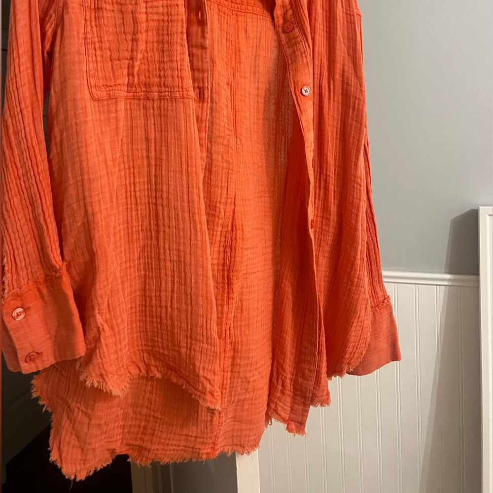 flowy button up - Picture 3 of 3
